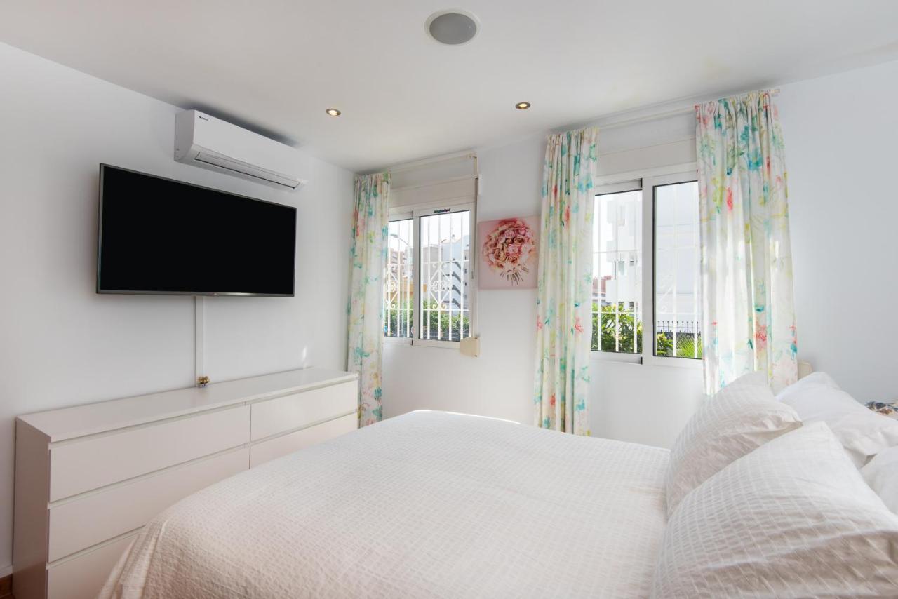 Villa Palm Beach Marina Benalmadena 3 Min Walking From The Sea Exterior photo